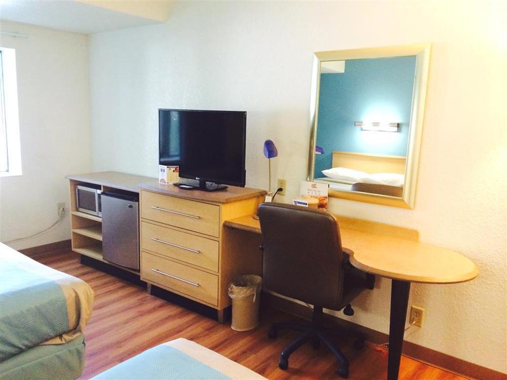 Motel 6-Atlanta, Ga - Downtown Phòng bức ảnh
